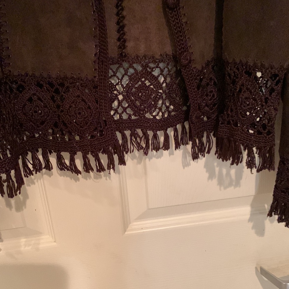 Brown Suede Leather Jacket With Crochet Bottom And Fringe Stitched Squares Med - Picture 5 of 12